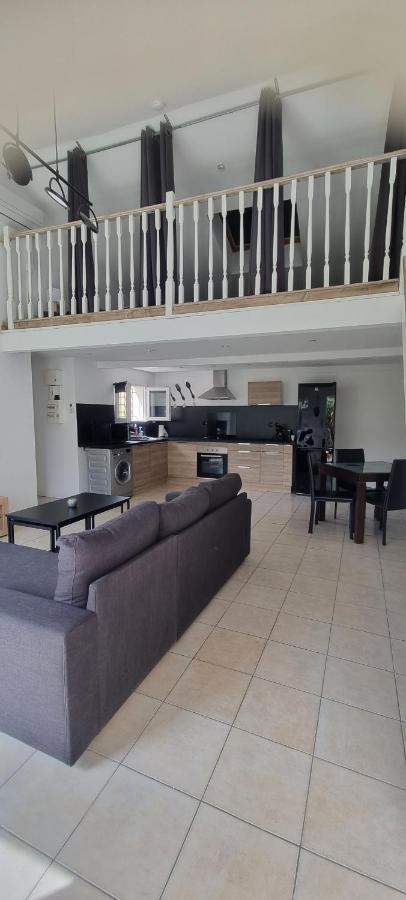 Appartamento Aux Creissauds Aubagne Esterno foto